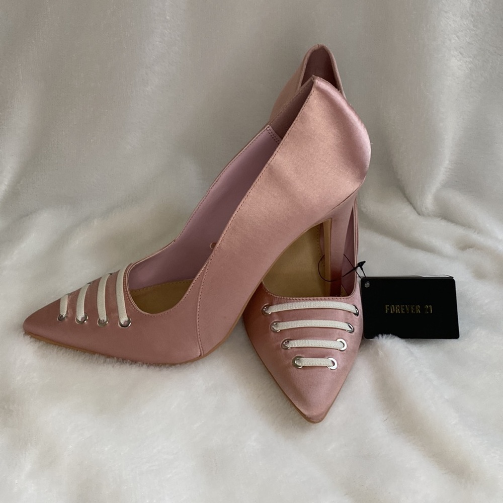 New!! Forever 21 Pink Satin Lace Up Pointed Heels Size 8 1/2